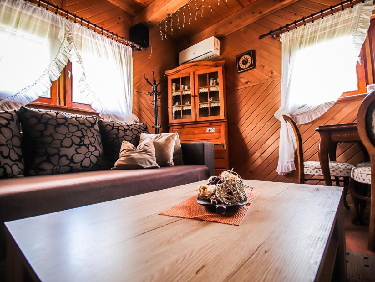 Home Eden Dobrenica Бихач Экстерьер фото
